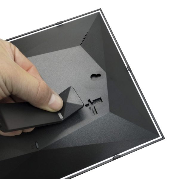 9592 - Advanced Wifi Photo Frame 10" Digital Memories PF110W - Image 5